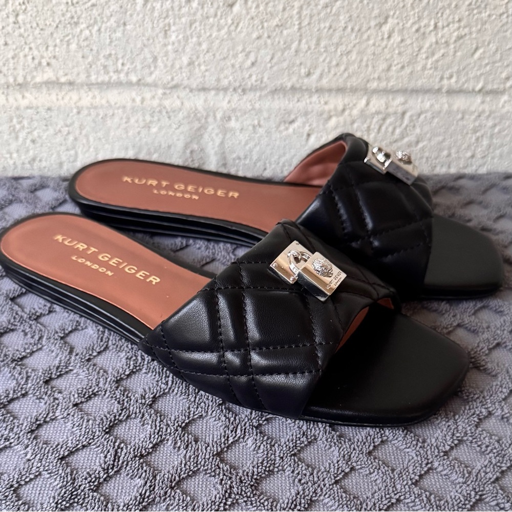 Kurt Geiger London Brixton sandals quilted Black leather silver hardware Size 7